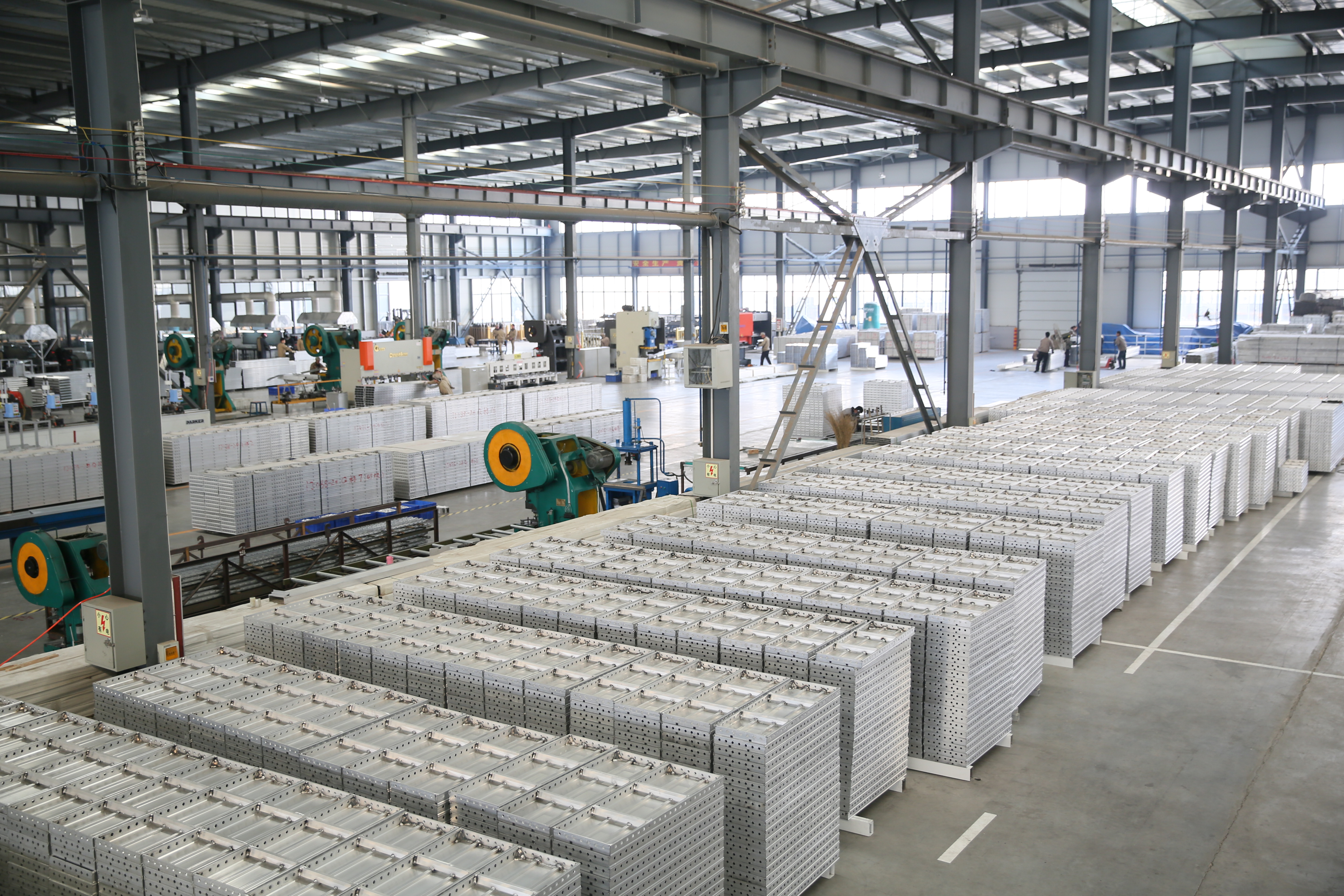 ALUMINUM FORMWORK